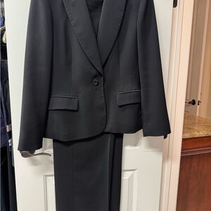 Jones New York Black Women's Suit